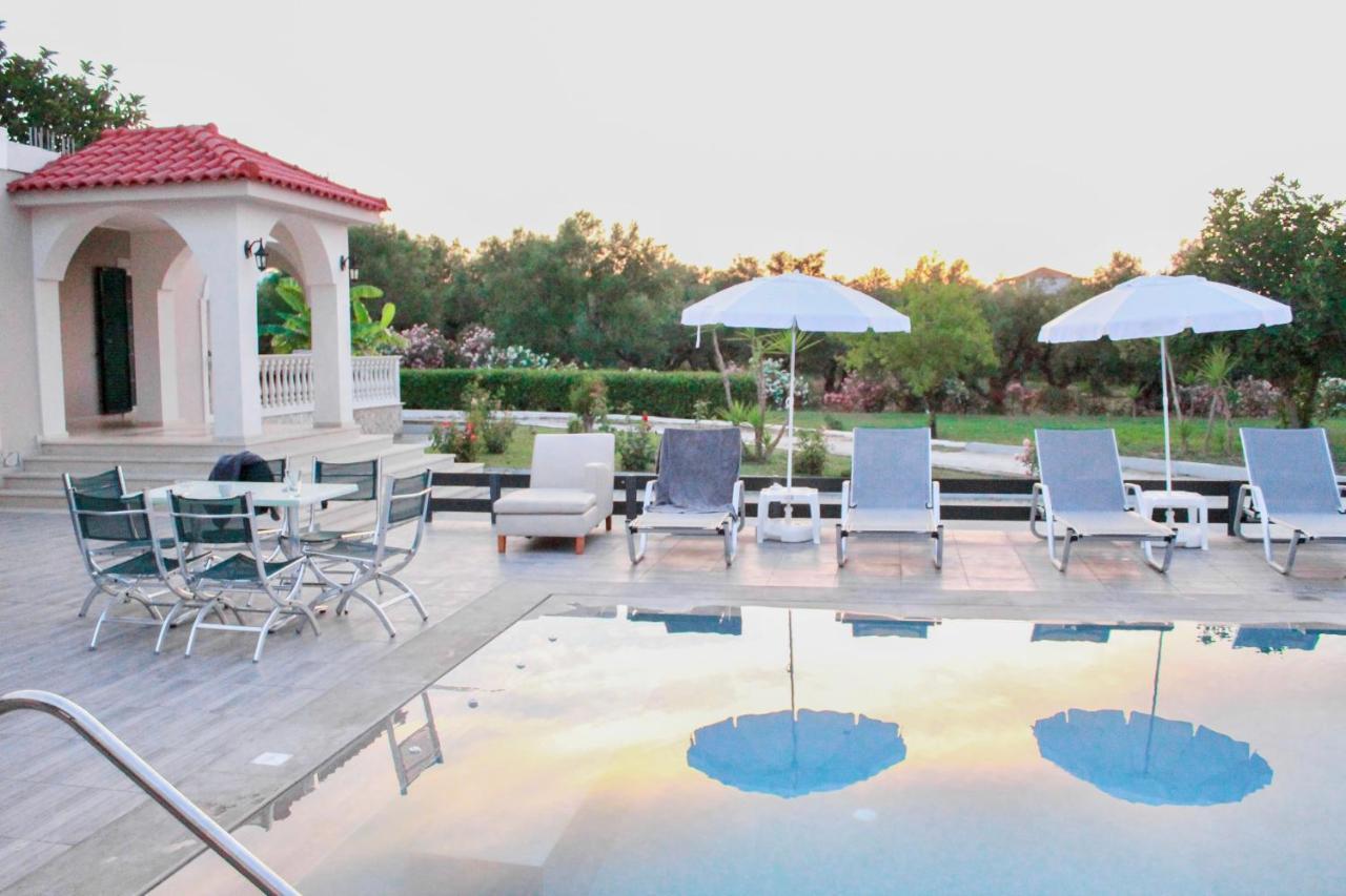 Gk Holiday Home Трагаки Екстериор снимка